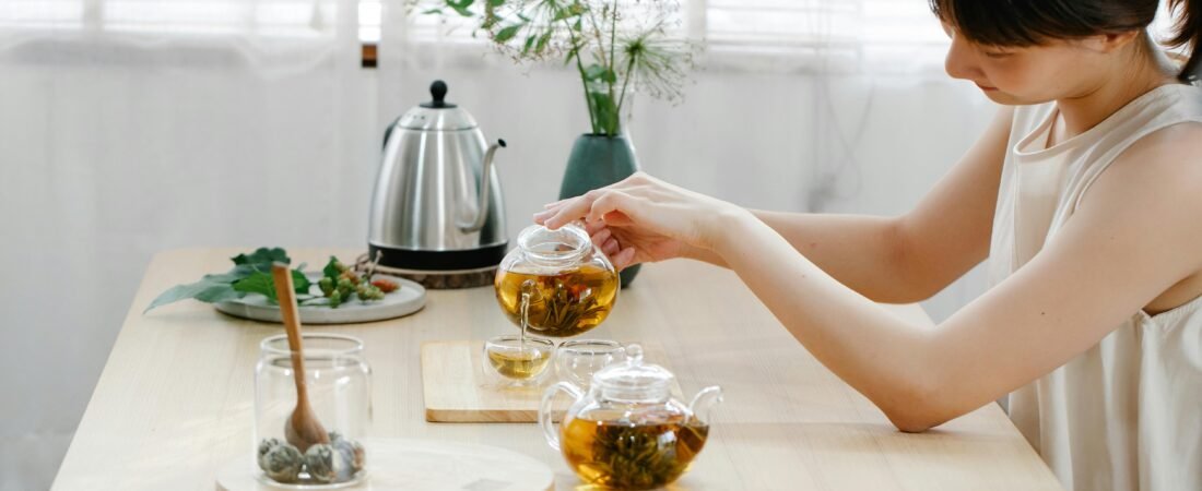 Moringa vs. Matcha: Which Superfood is Best for Your Wellness Journey?